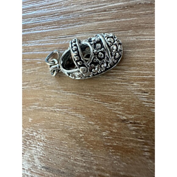 Vintage Baby Shoe Charm - Picture 2 of 3